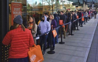 周邊都是祛斑美容店，顧客憑什么要選擇你？